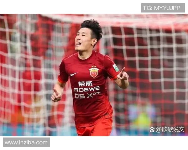 足球场上的颜值担当那些帅气球星的精彩瞬间和迷人风采